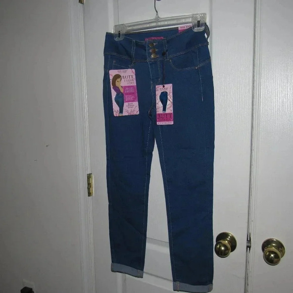 NWT WAX JEAN “Butt, I Love You!” Cuffed Capri Jeans Junior Size 3 - Picture 1 of 9